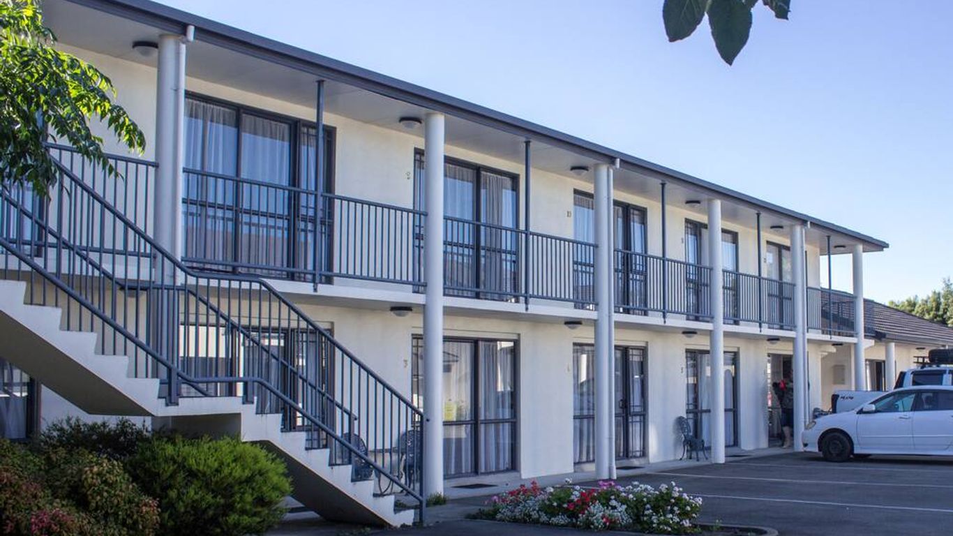 Asure Phoenix Motor Inn