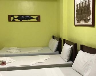 Luis Bay Travellers Lodge Coron - Coron