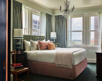 The Pontchartrain Hotel - New Orleans - Bedroom