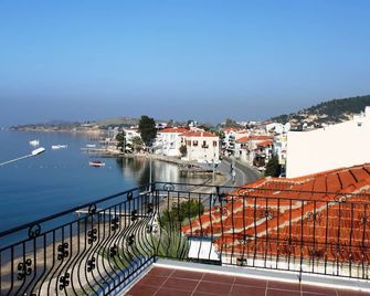 Foca Kumsal Hotel - Foca - Balkon