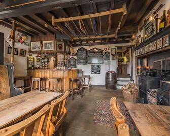 Craven Shepherd Huts - Skipton - Bar