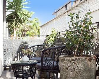 Comfortable Renovated Studio Close To City - Sydney - Pátio