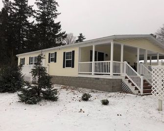 Location! Location!! Walk To Festivals And Hunter Mountain!!!! - Hunter - Edifício