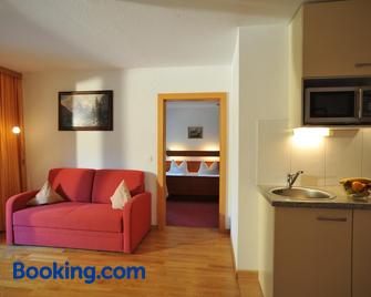Appartements Strobl - Hopfgarten im Brixental - Schlafzimmer