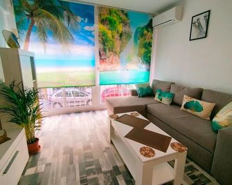 Apartamento Alhóndiga El Palo - Málaga - Sala de estar