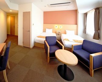 Hotel Sunplaza Osaka Sakai Annex - Sakai - Schlafzimmer