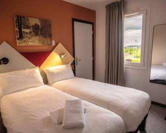 greet Hôtel Montbéliard - Montbéliard - Ložnice