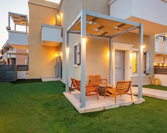 Onyro Villas - Karpathos Town
