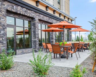 Hampton Inn & Suites Pasco/Tri-Cities - Pasco - Innenhof