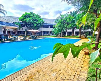 Sundown Country Estate - Rustenburg - Pool