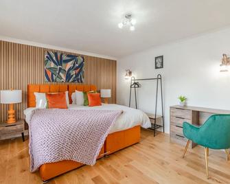 Upscale 2 Bed & Bath Flat in Newport - Newport - Makuuhuone