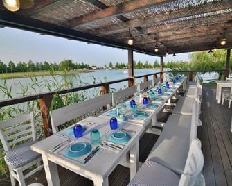 Club Residence at Blacksearama Golf - Balchik - Restaurace