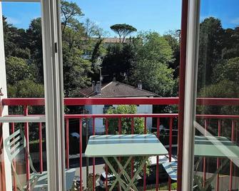 Le fronton - Saint-Jean-de-Luz - Balkon