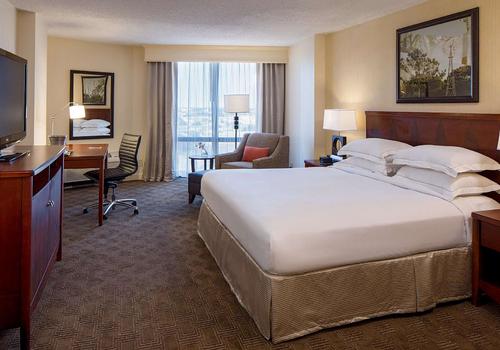 Hilton Houston Galleria Area from ₹ 9,793. Houston Hotel Deals & Reviews -  KAYAK