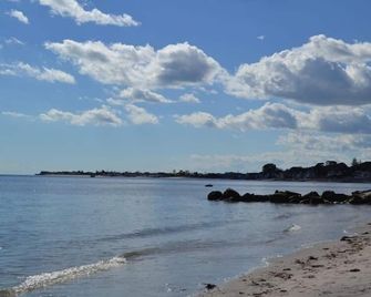Direct Waterfront Private Beach - Westbrook - Plage