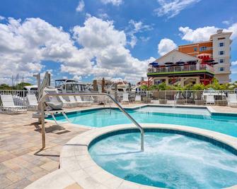 The New Madeira Bay Resort I 1509 Marina View - Madeira Beach - Pool