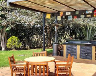 Casa con mágica vista represa del Sisga - Chocontá - Patio