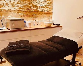 Maison D`Hotes La Bellours - Cahors