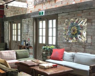 Headwaters Glenorchy Eco Lodge - Glenorchy - Lobby