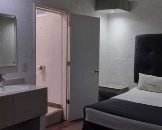Hotel Metropolitan - Гвадалахара - Спальня