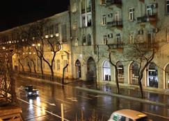 Central Baku New Apartment - Baku - Budynek