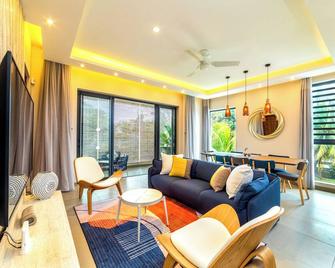 Pereybere - Stunning Apartment- One Bay Residence - Apt 11 - Pereybèré - Salon
