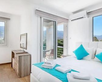 The Ship Inn Hotel & Villas - Kyrenia