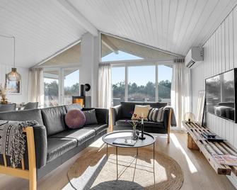 Holiday Home Hermodsvej Harboøre Xi - Harboøre - Sala de estar