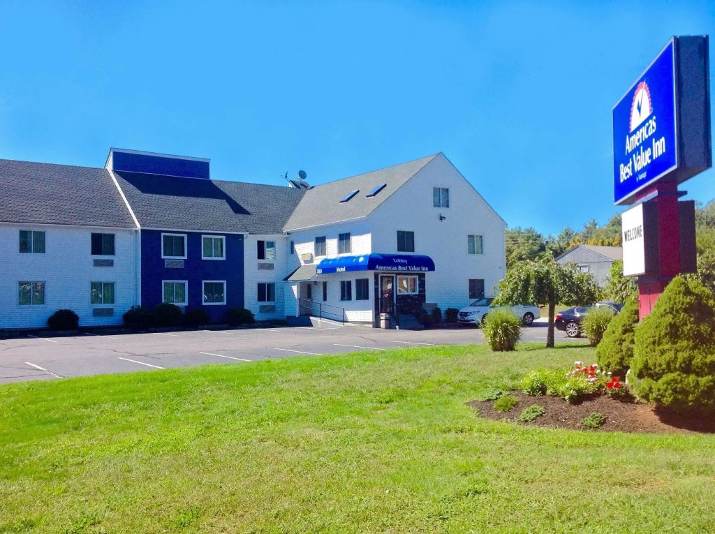 Americas Best Value Inn New London Mystic - New London - Edificio