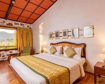 Shikarbadi Hotel - Udaipur - Soveværelse