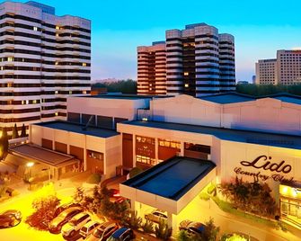 Lido Apartment - Beijing - Building