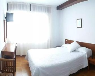 Pensión Vázquez - Vimianzo - Bedroom