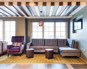 Premier Inn Marlborough - Marlborough - Sala de estar