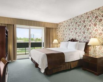 Travelodge Hotel Niagara Falls Fallsview - Niagara Şelalesi - Yatak Odası
