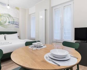 Italianway - Corso Garibaldi 104 - Milano