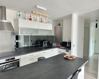 Le 212 Cosy Home Paris - Carrières-sous-Poissy - Cocina