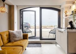 View with a room - Zandvoort - Living room