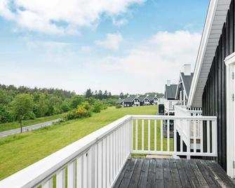 Upscale Holiday Home in Jutland With Whirlpool - Gjern - Vista del exterior