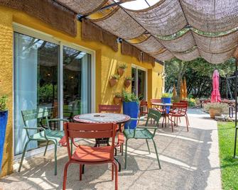 La Bastide De Grignan - Grignan - Патіо