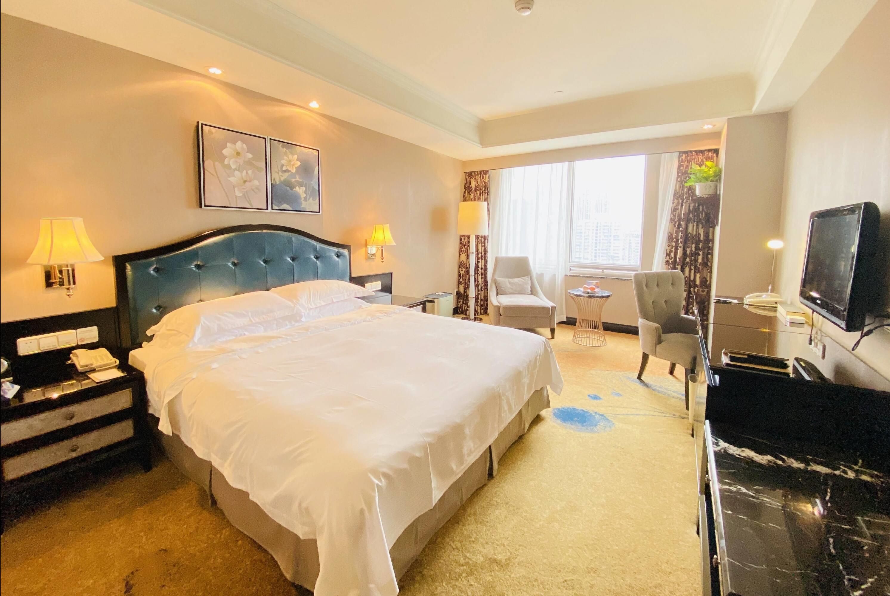 Ramada Plaza by Wyndham Tian Lu Hotel Wuhan thumbnail 3