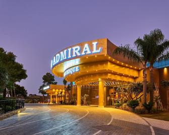 Hotel Admiral Casino & Lodge - San Roque - Budova