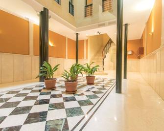 Apartamentos Recogidas 10 - Granada - Salónek