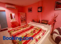 Tanihill Resort - Suan Phueng - Bedroom