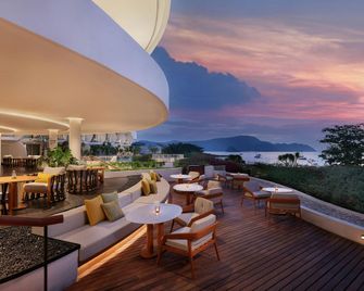 베란다 리조트 푸켓, 오토그래프 컬렉션 - 판와 - 파티오