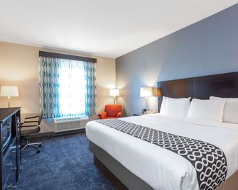 La Quinta Inn & Suites by Wyndham St. Augustine - סנט אוגוסטין - חדר שינה