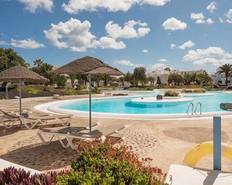 Lanzahost Casa del Sol 2 - Costa Teguise - Pool