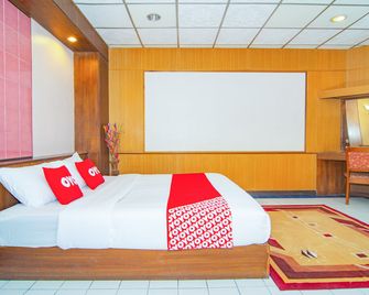 OYO 534 Phasuk Hotel - Pran Buri - Bedroom