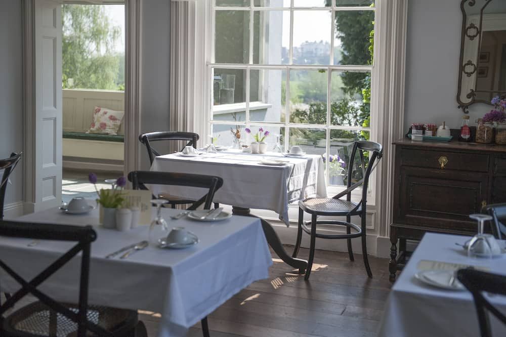 The Bridge House - Ross-on-Wye - Buffet