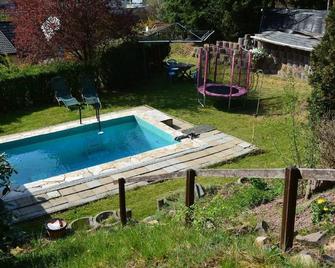 Holiday apartment Dresden for 1 - 4 persons with 2 bedrooms - Holiday apartment - Dresden - Pool
