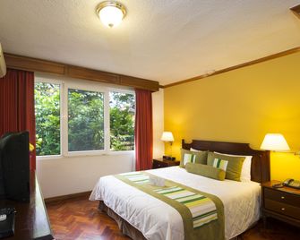 Apartotel & Suites Villas del Rio - San José